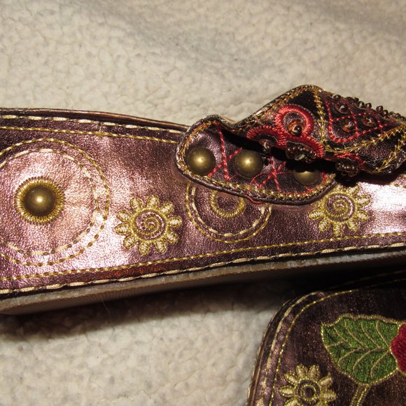 MPS Shoes, Size 6/7 Bronze Colorful Eye Catching! - Picture 7 of 7